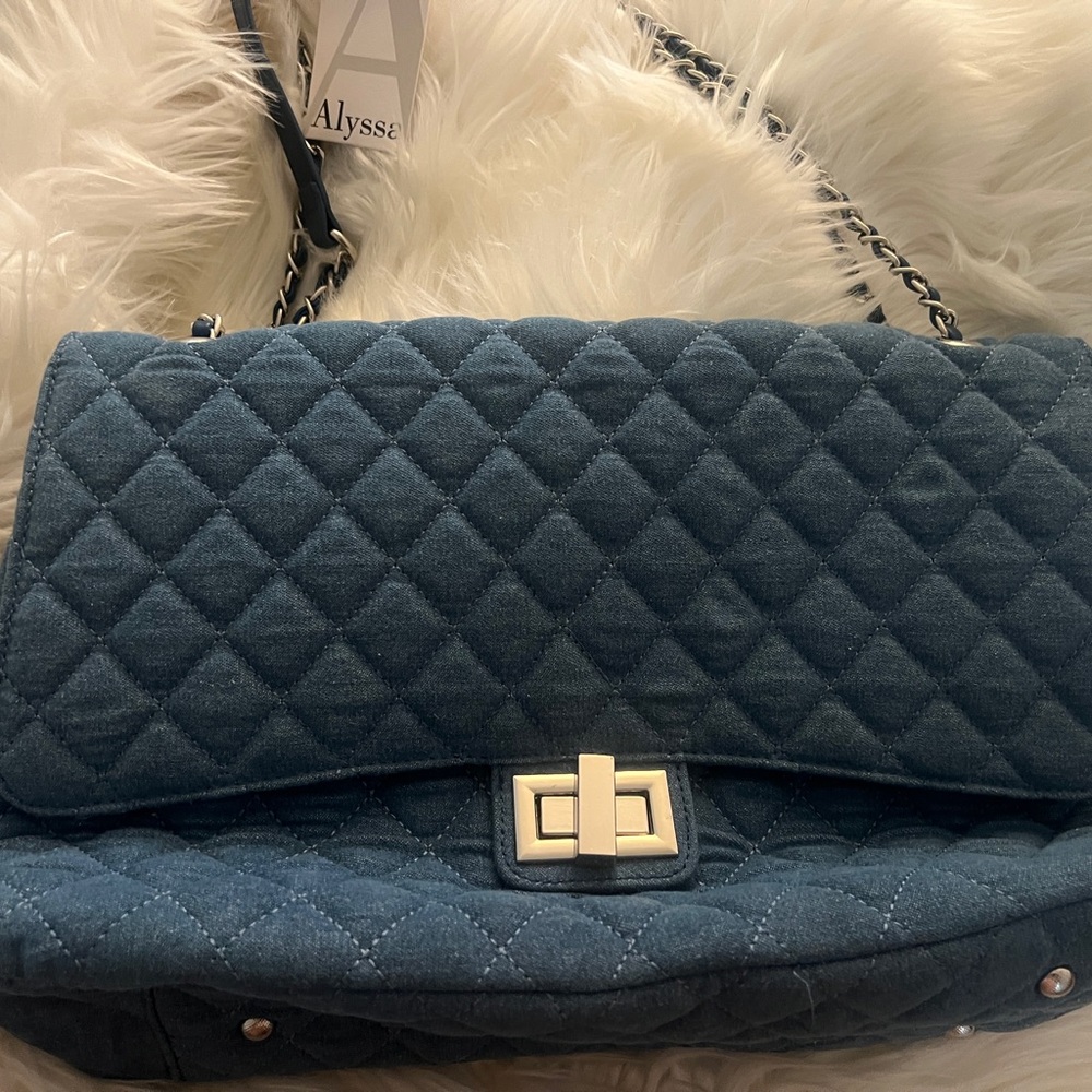 Lysse Quilted Teal Shoulder Bag- MEW MEVER WORN